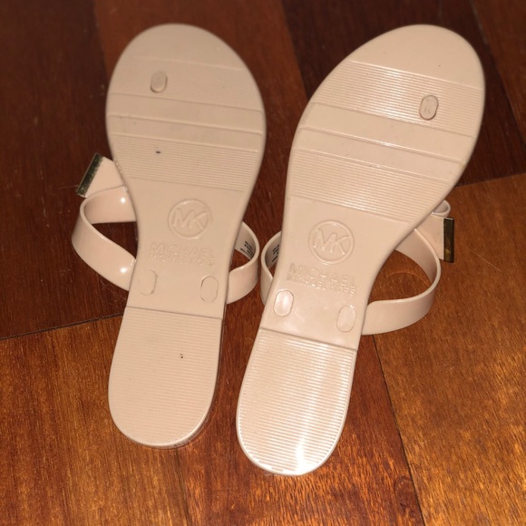NWOT MICHAEL KORS Thong Sandals - Picture 6 of 6